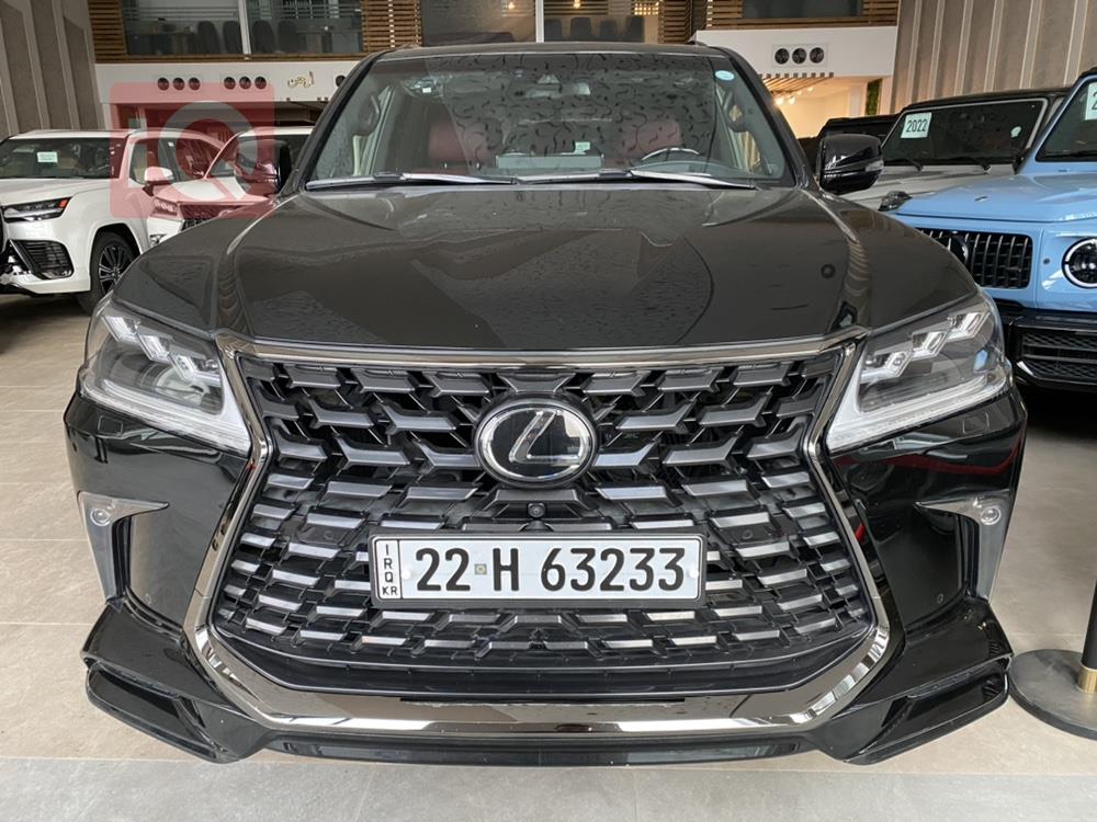 Lexus LX